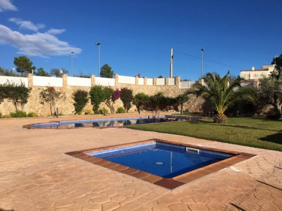 شقة Preciosas Vistas Al Mar Y Montana En La Ampolla إليامبويا المظهر الخارجي الصورة